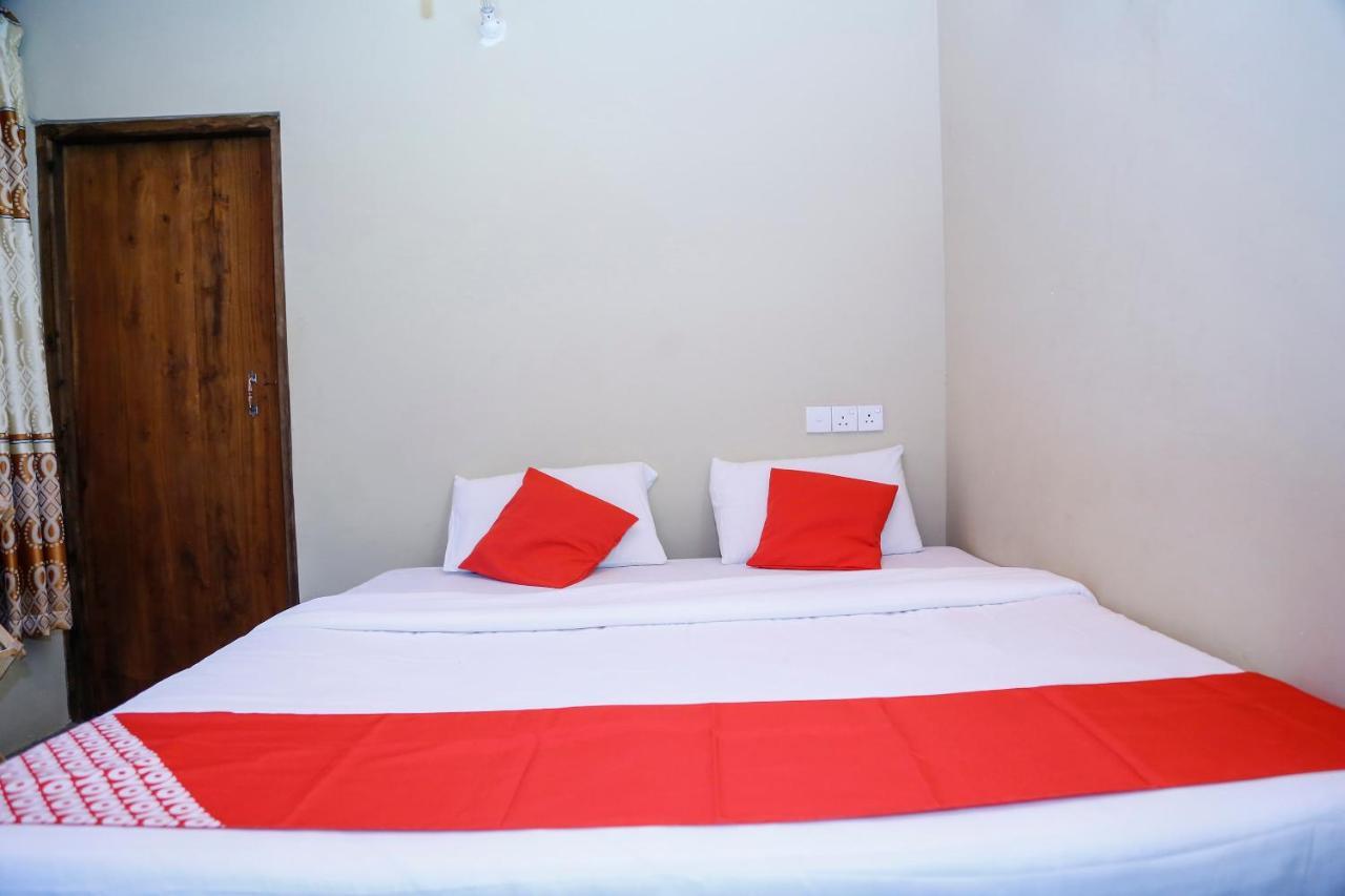 Pearl Inn Green Нилавели Екстериор снимка